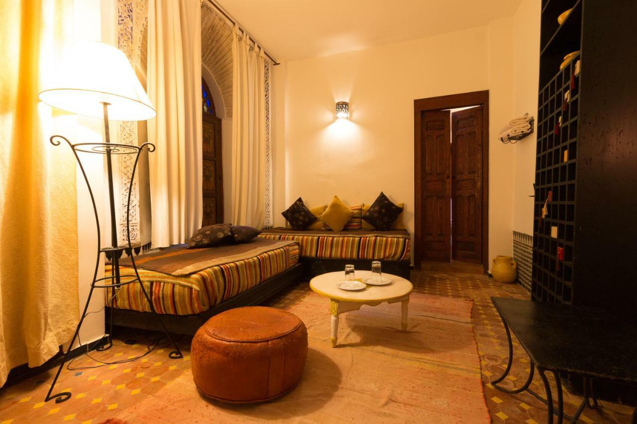 Riad El Ma Мекнес Экстерьер фото